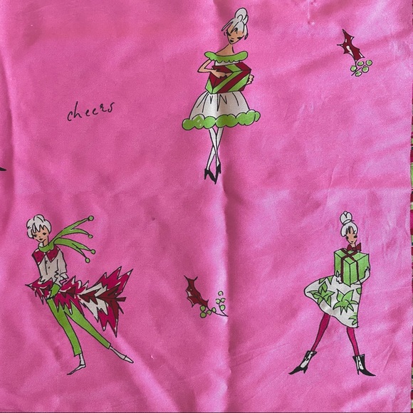 Ladies pink and green silk scarf - Picture 4 of 4